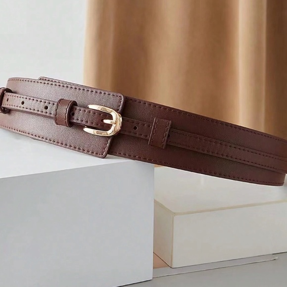 Luxe Vegan Leather Skinny Wide Belt Set - Picture 9 of 9
